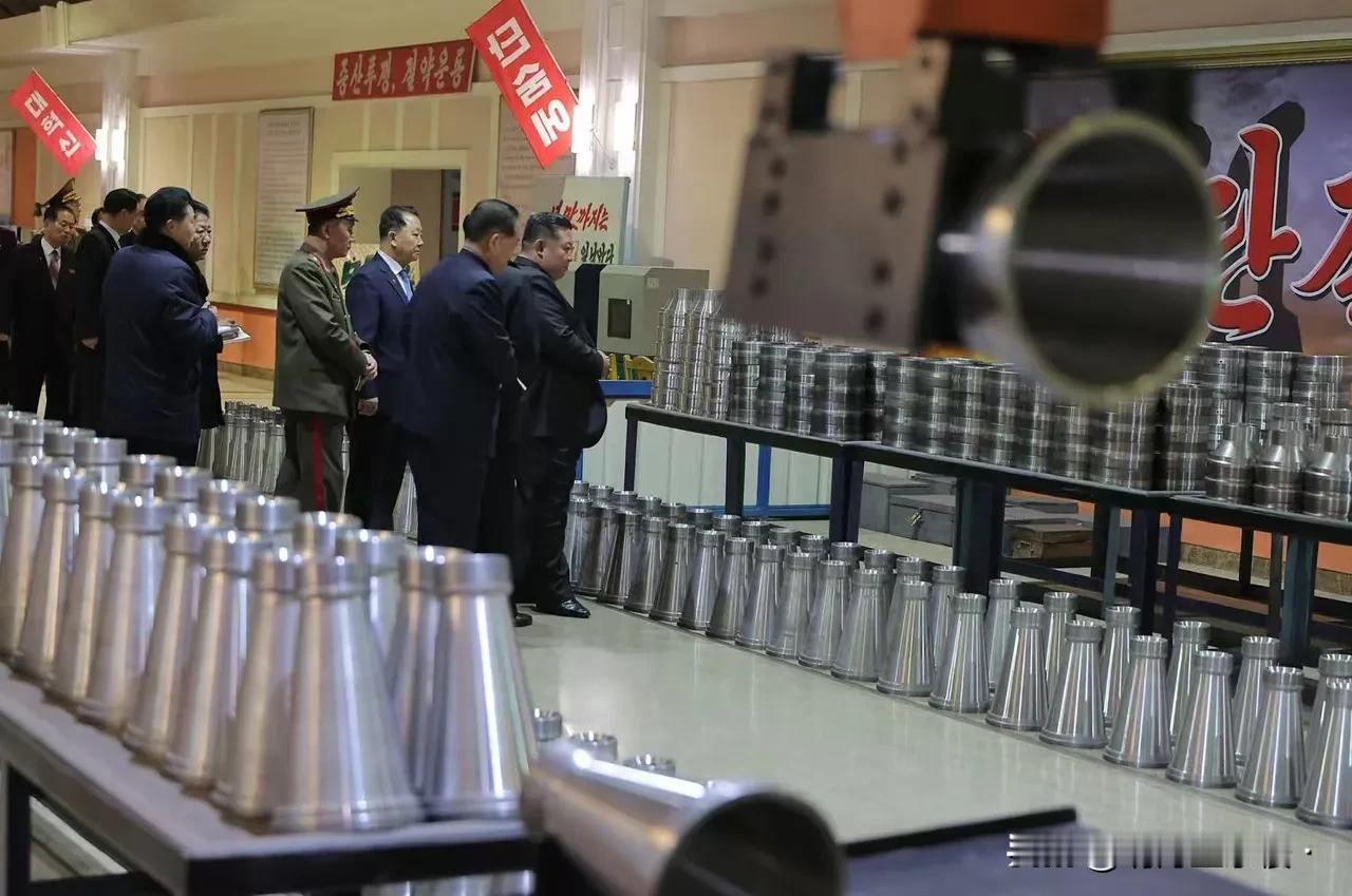 长达20年的越战打富了日本，长达4年而且还没有结束的俄乌战争正在打富朝鲜。

上