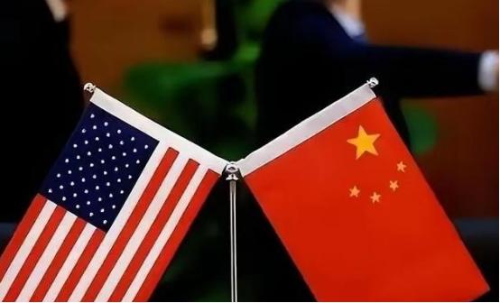 美国强行押走委内瑞拉总统，中国没动；转头轰炸伊朗，中国还是没动。华盛顿情报界开始