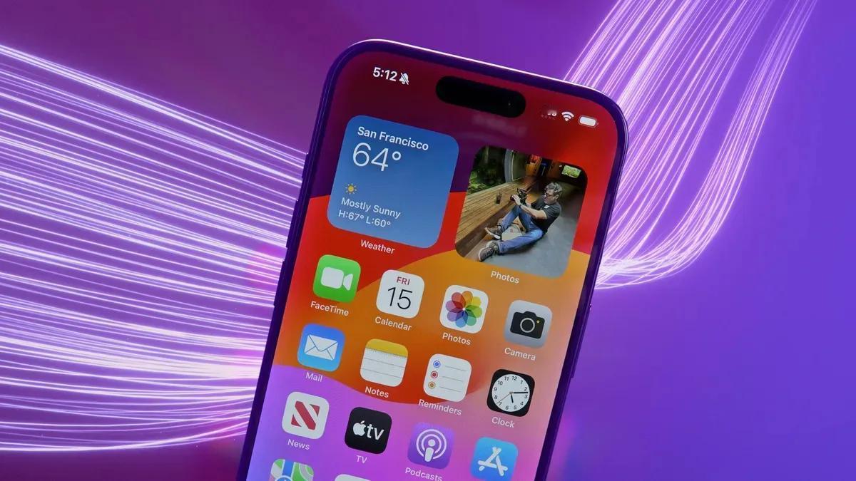 苹果明年发布的四款 iPhone 17 系列机型全部都将配备 2400 万像素前