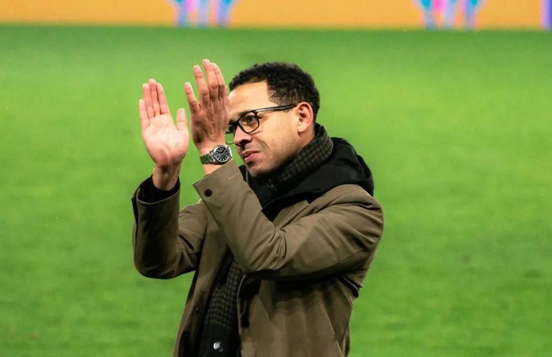 切尔西绯闻主帅罗塞尼尔在最近的新闻发布会上表示，他可能会在短期内离队。斯特拉斯堡