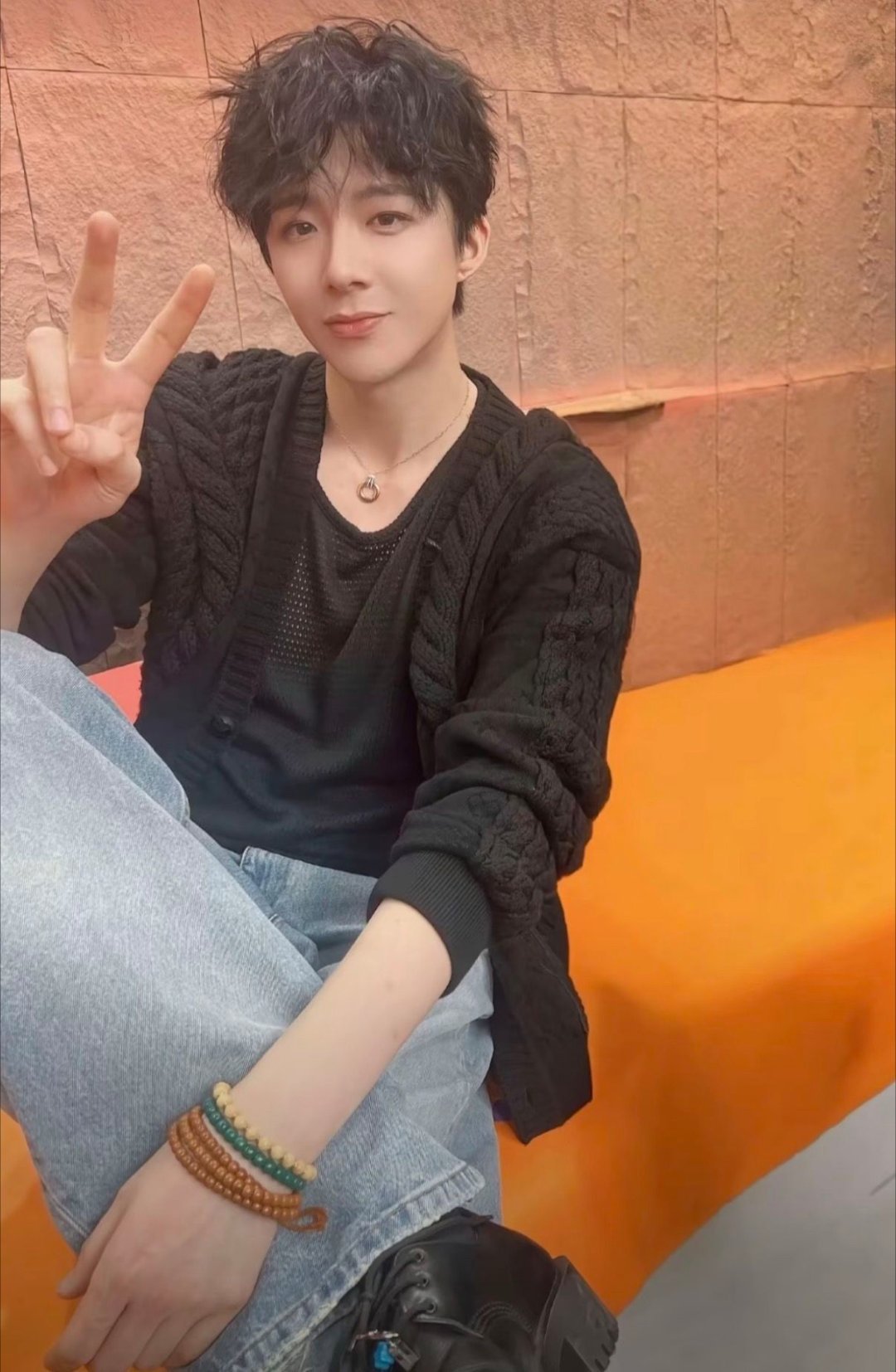 咱哥唱歌好听演技在线，人还超有趣，妥妥的宝藏～刘宇宁老玩家直觉就是毒辣摩登兄弟