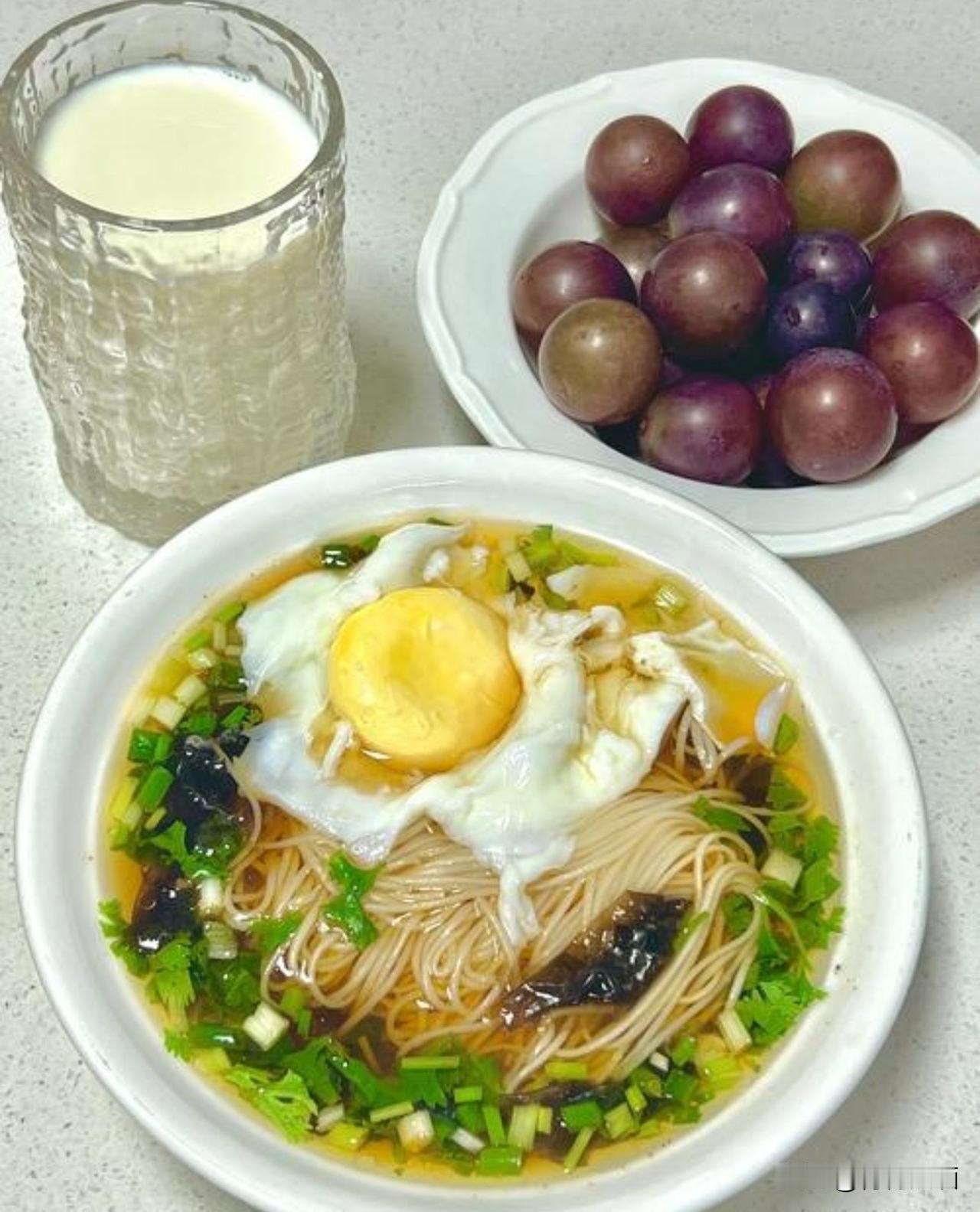 今天立春

心情不错

早餐吃饱好干活

今曰立春 立春的日子