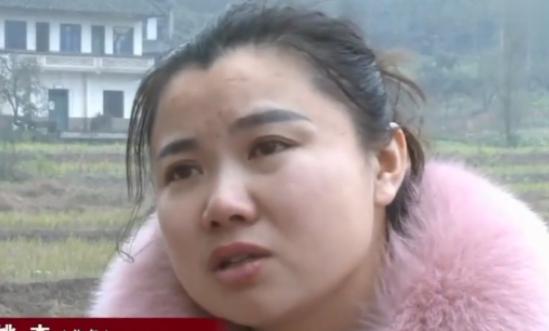 2015年，河南一女子在工厂干活时，突然，一句不经意的方言飘进她的耳朵，她猛地回