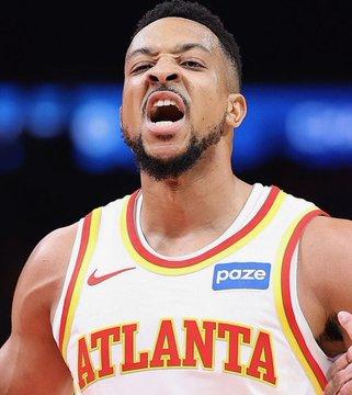 大多数人认为老鹰队用特雷-杨换来33岁的麦科勒姆是一笔不太成功的交易。就像麦科勒