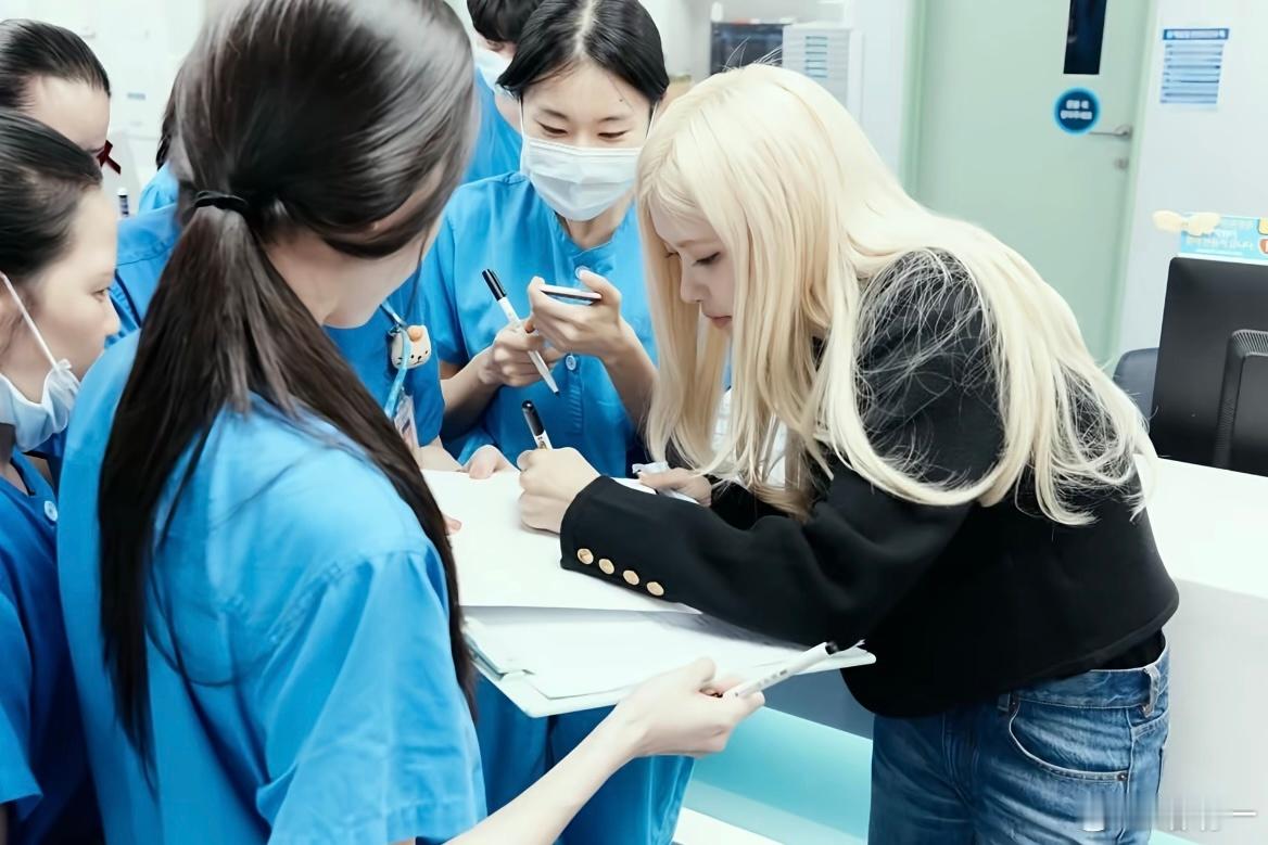 欧尼。我一直在哭你怎么这么好