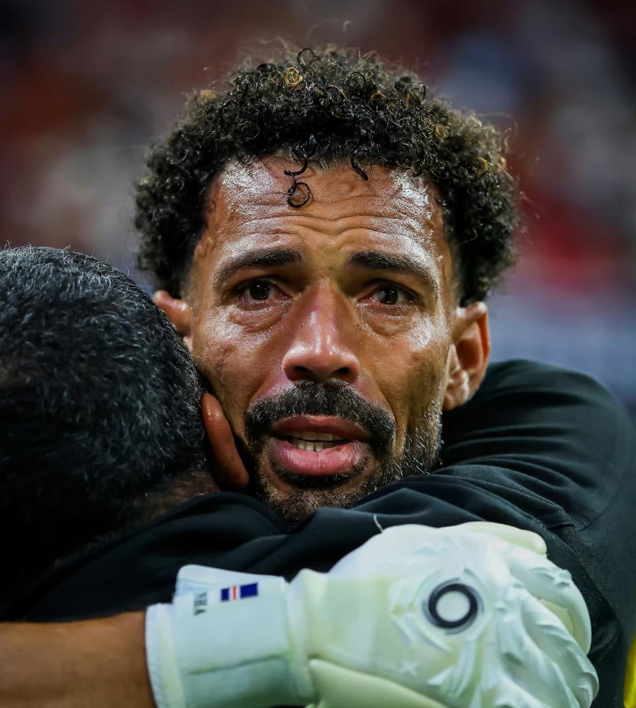 也许这就是世界杯扩军的意义!

🇨🇻 佛得角全国人口只有50万左右，是世界杯