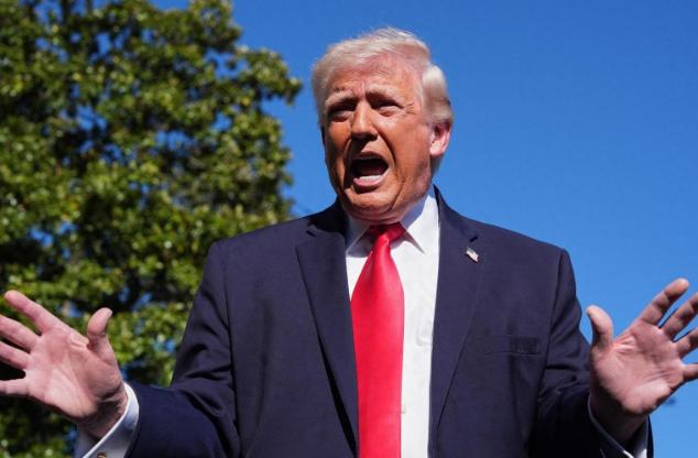 不想访华了？
 
特朗普突然召回驻华大使，财长公开骂中国！不是不来了，是戏演给几