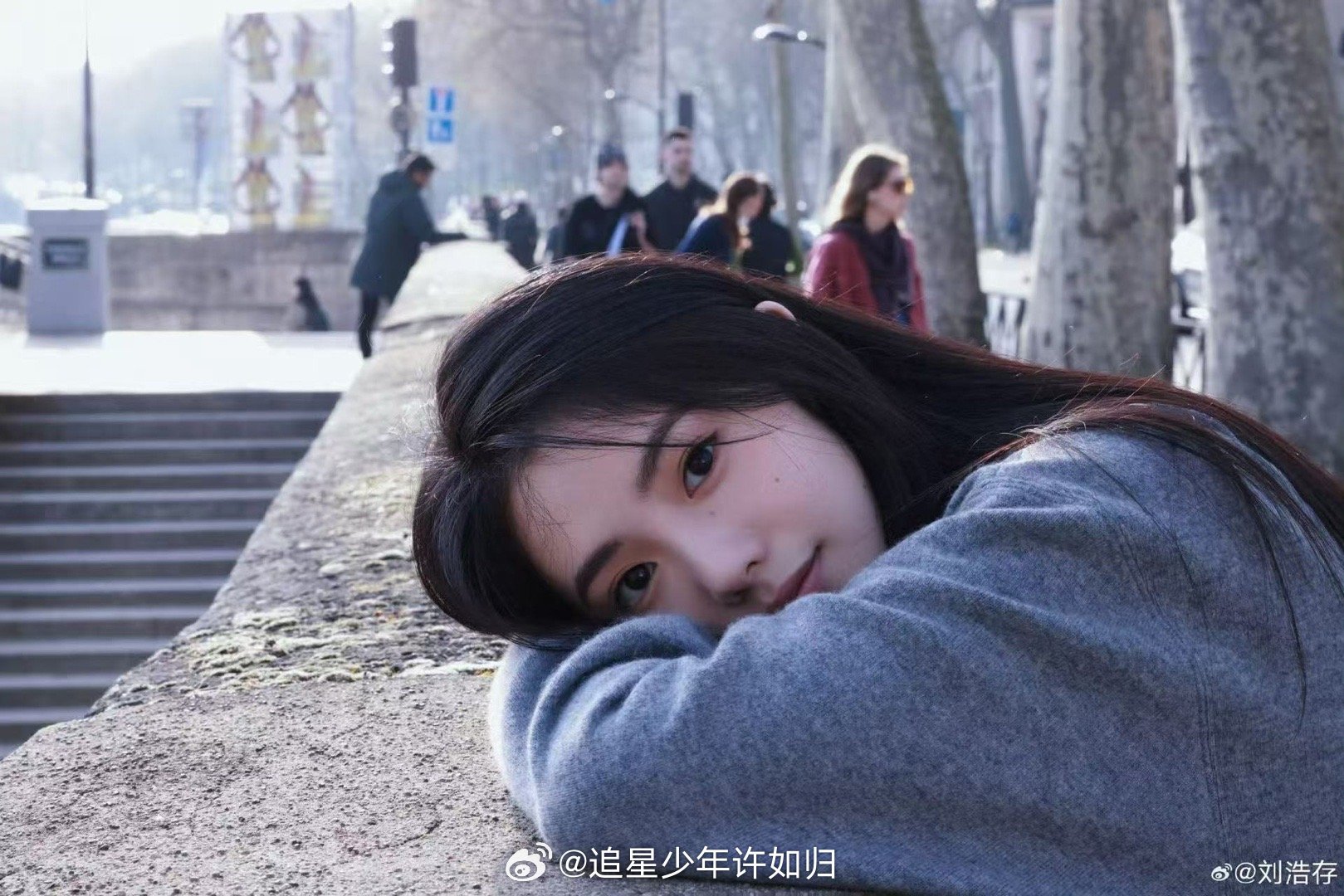 郑恺刘浩存邱泽新片让人头皮发麻郑恺刘浩存邱泽同框越品越害怕 邱泽带血的白衬衣真的