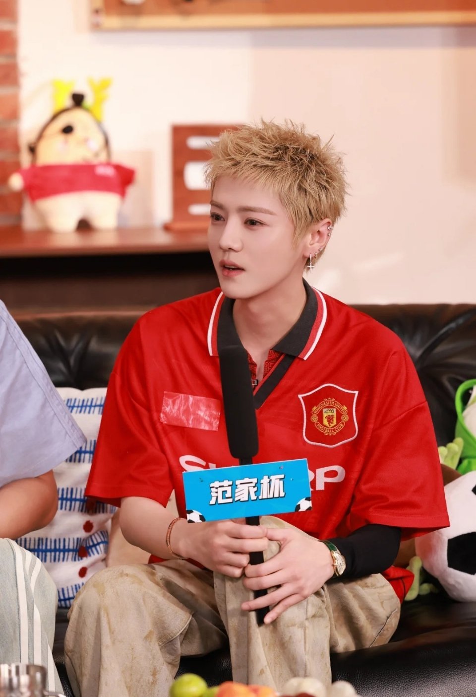 鹿晗范志毅直播老公今晚状态超级好超级萌呀！！！ 