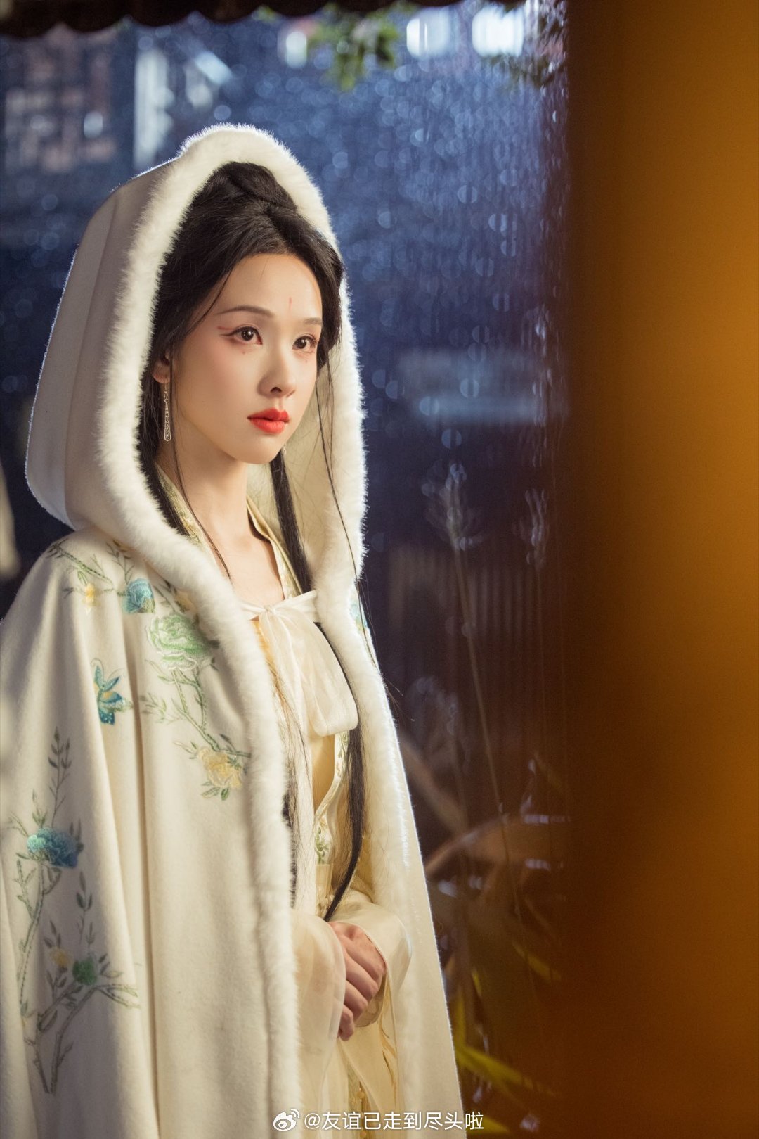 陈都灵一年之内集齐👖🐧双平台破万一番女主剧集，《雁回时》《月鳞绮纪》代表作g