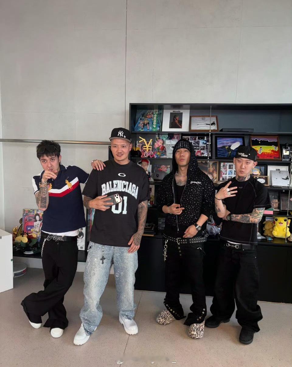 两个Mac再次联动了🔥MacOvaSeas x China Mac x KKl