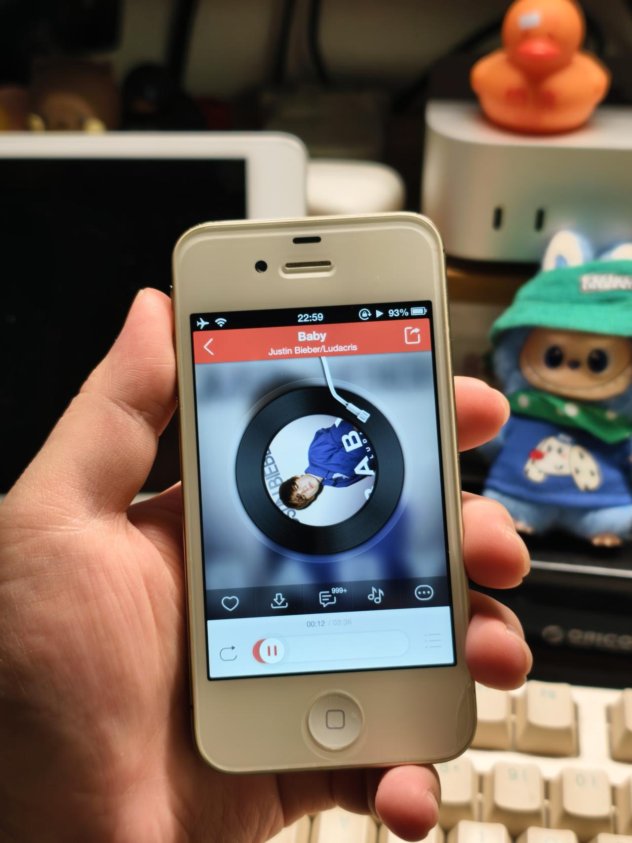 用2011年的手机听2010年的歌
用iPhone4s iOS6 旧版网易云
听