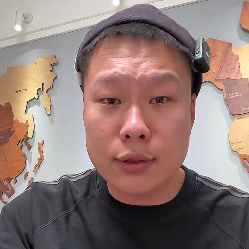 陈震老师的投放建议转移给说车的阿飞，陈震老师微博口水仗太多了，稀释了汽车爱好者的