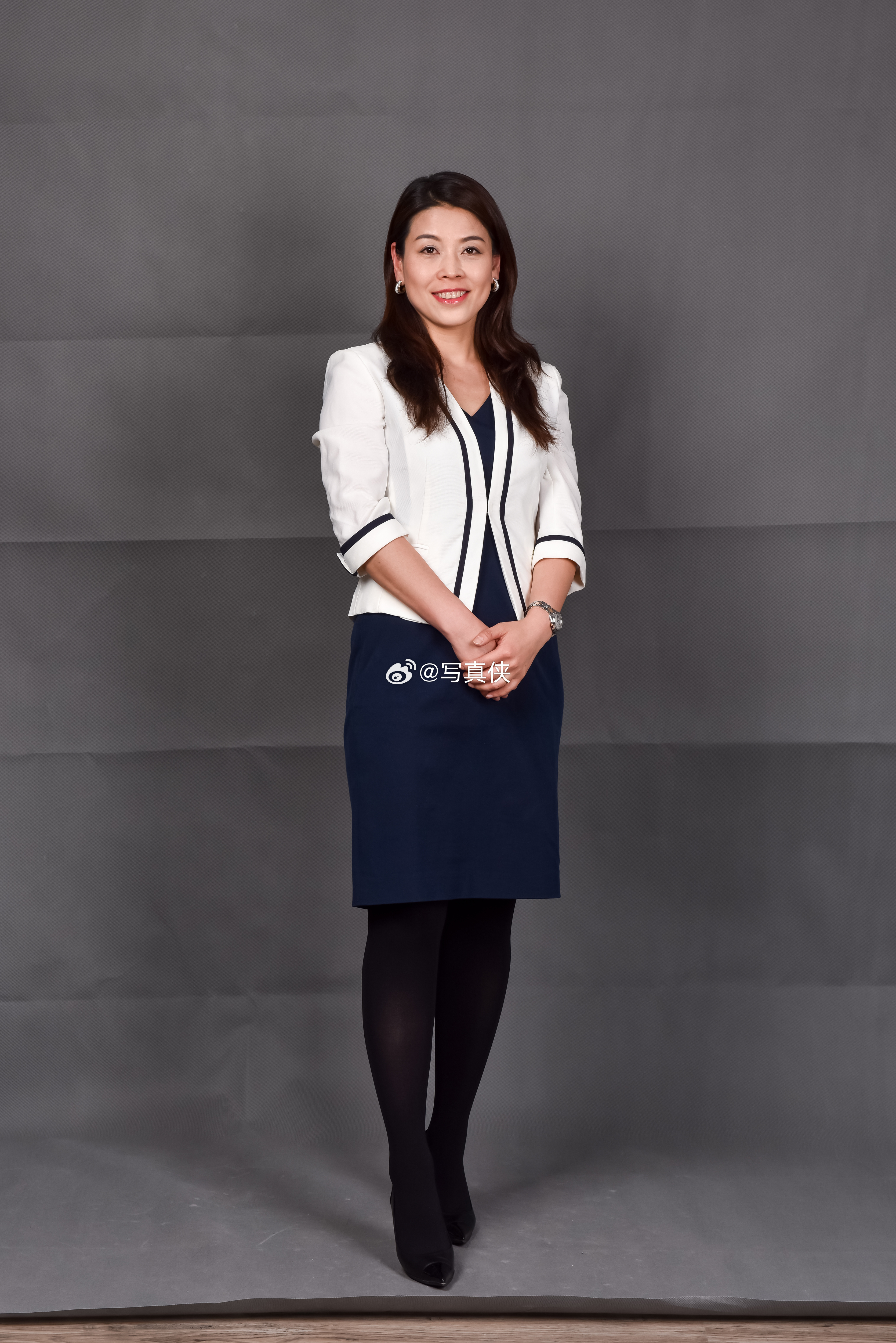 气质优雅小阿姨[挤眼][挤眼][挤眼] ​​​