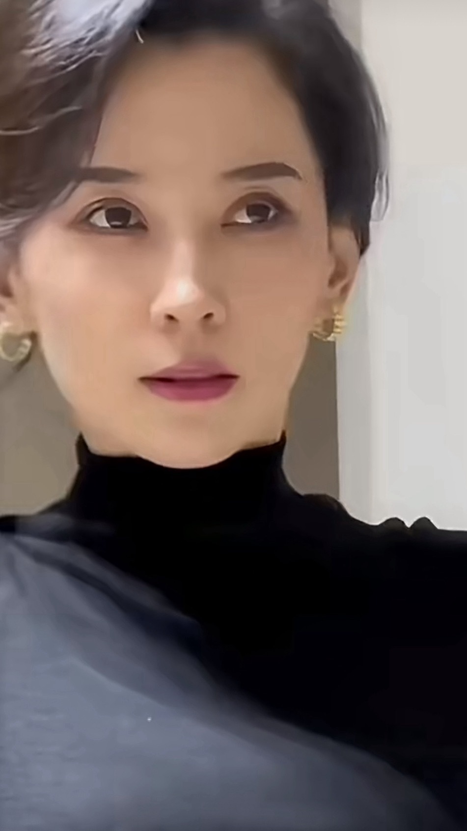 曝汪峰森林北分手不是很久之前就分开了吗早就不看好两个人都得到了自己想要的 早就大