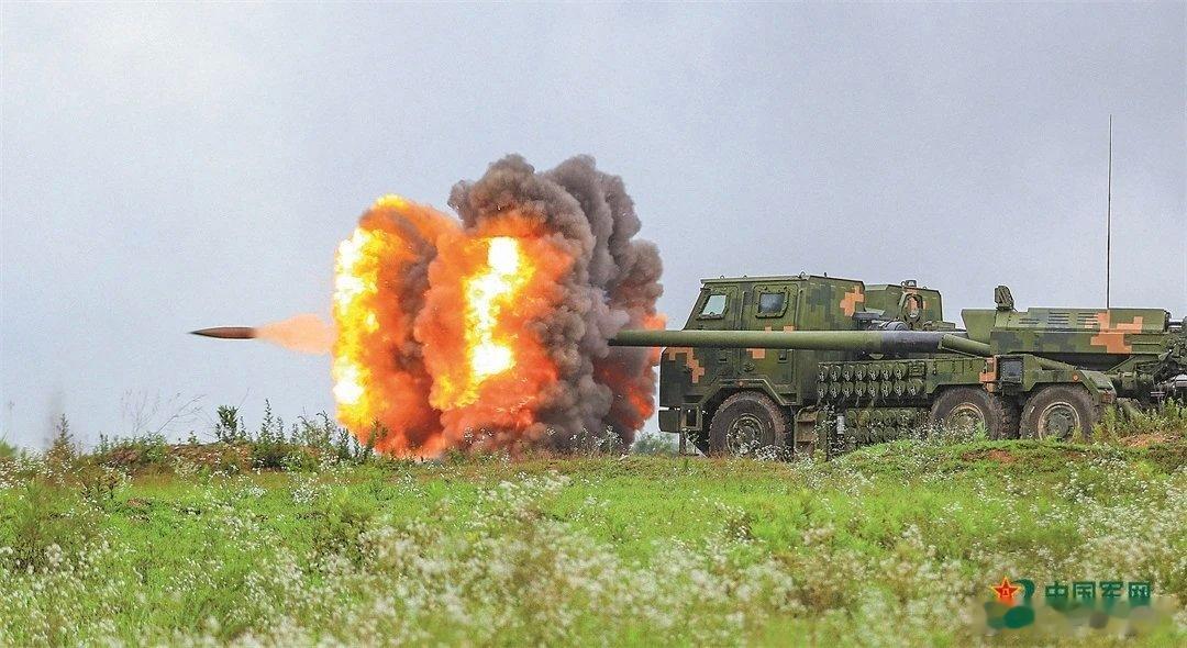 【 】我们这一生会踏上很多条路，有笔直坦途，也有羊肠阡陌，有繁华大道，也有荒凉小