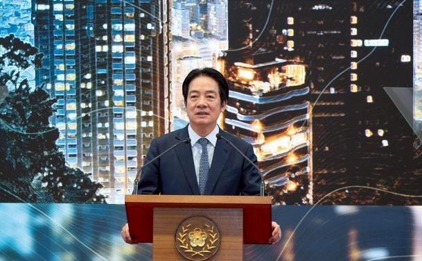 “台独”分子赖清德发表声明，6月2日，针对台湾空军冈山基地一架编号3414的T-