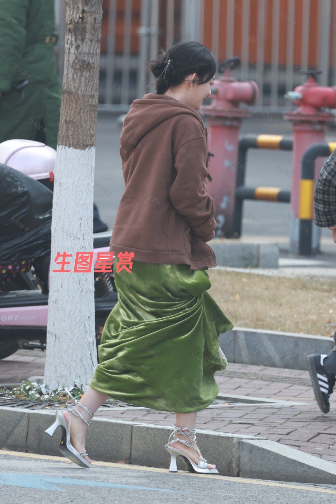 李莎旻子声生不息转场，美丽冻人🫰🏻🌲 ​​​