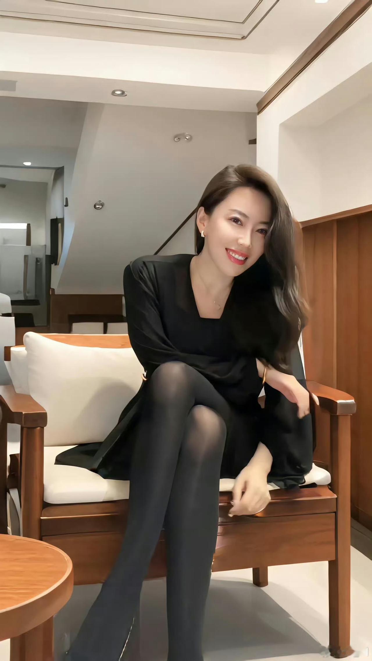 食物链的顶端是姐姐 ​​​