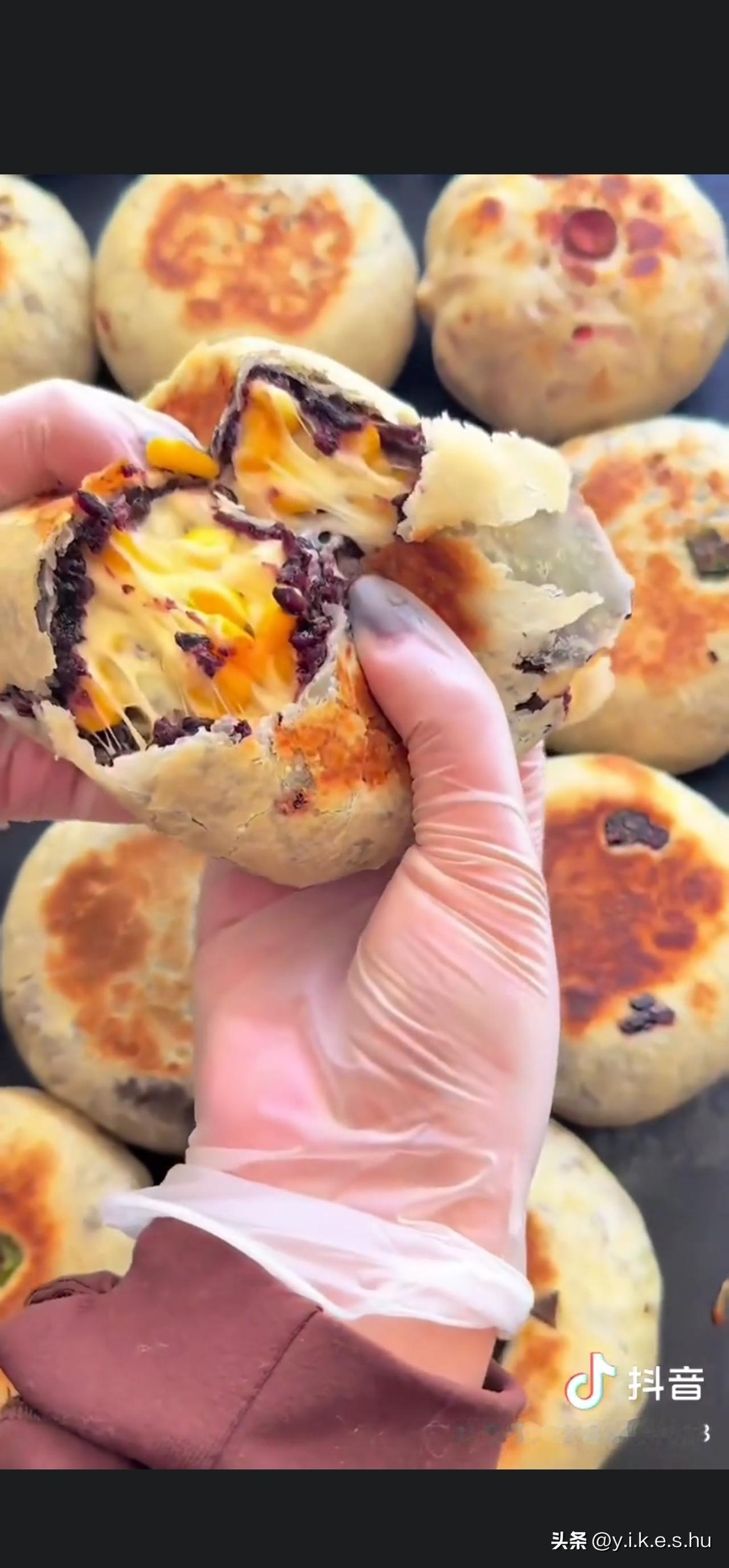 骗子，大家别买，根本不是视频中的这样，今晚买了两单 ，里面压根没有一丁点芝士，就