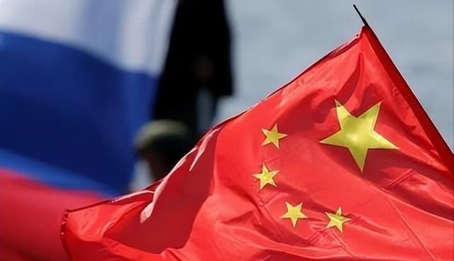 万幸中国没帮俄罗斯，因为美国早就布下了三个陷阱，一个比一个致命，那美国布下的陷阱