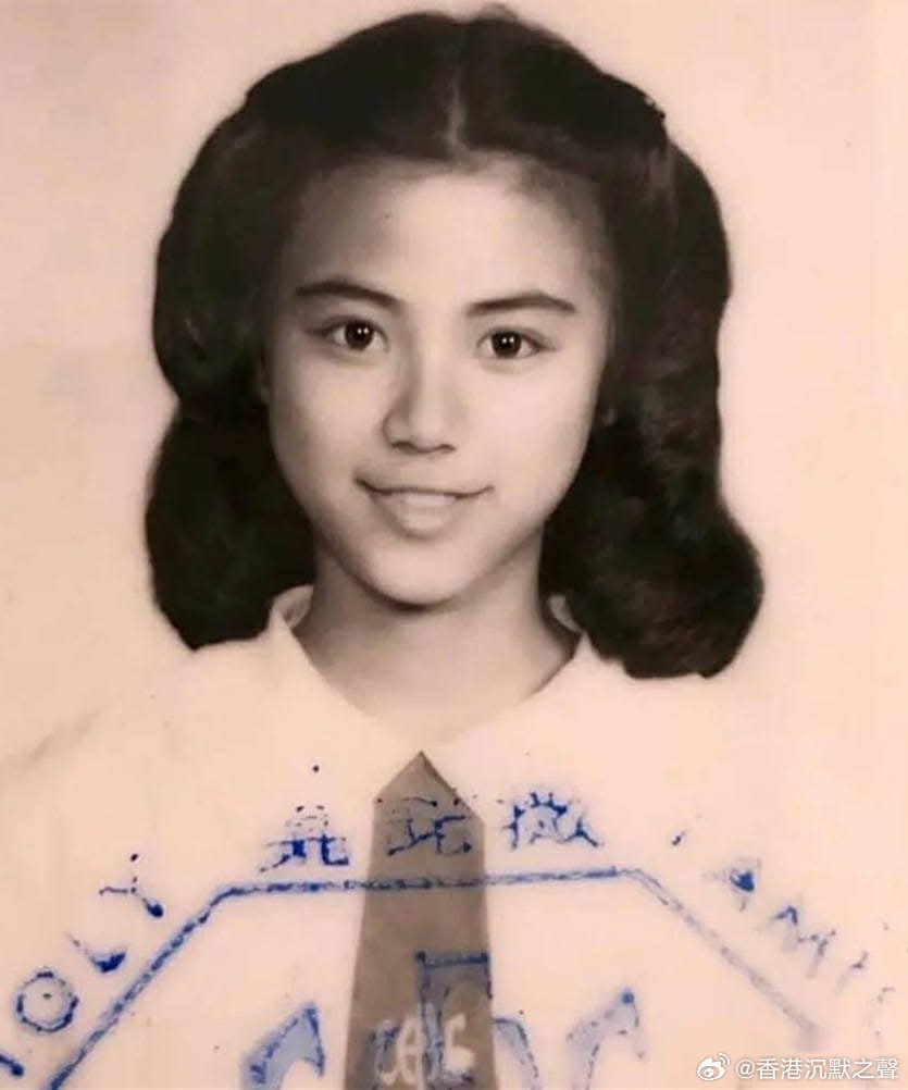 認不認得相片中的少女是誰？香港