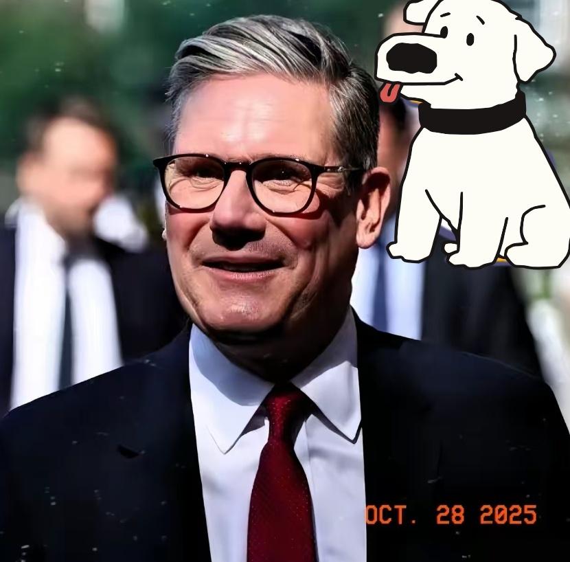 英国首相斯塔默称，已和特朗普电话沟通，一致觉得中国不能继续买俄罗斯石油，好迫使俄