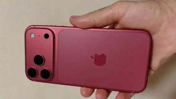 iPhone18 Pro系列配备苹果史上最大容量电池。
iPhone 18 Pr