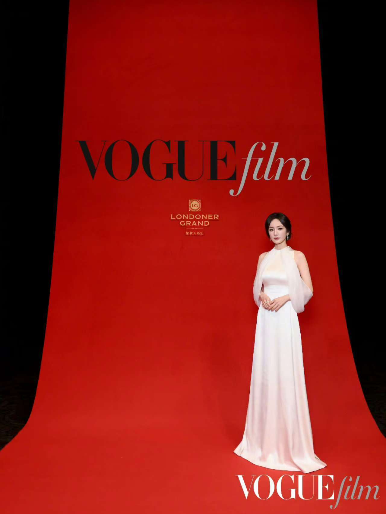 杨幂罗意威定制礼服杨幂罗意威出图杨幂罗意威出图，罗意威定制礼服，[憧憬][憧憬]