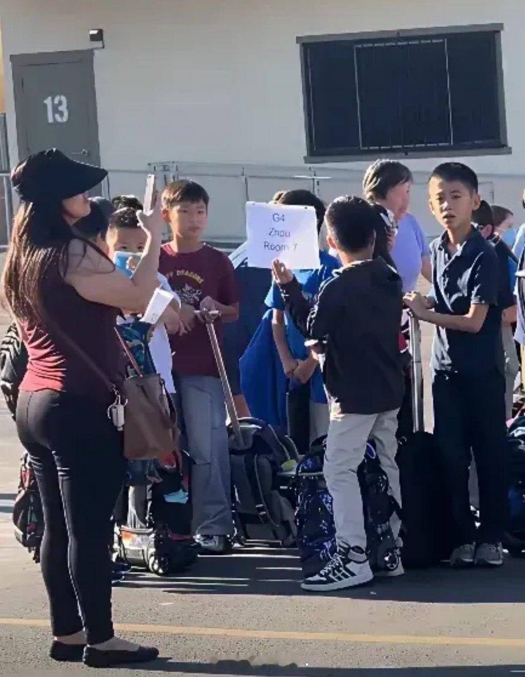看美国小学开学面孔，会不会以后的世界就是华族与华裔竞争…… ​​​