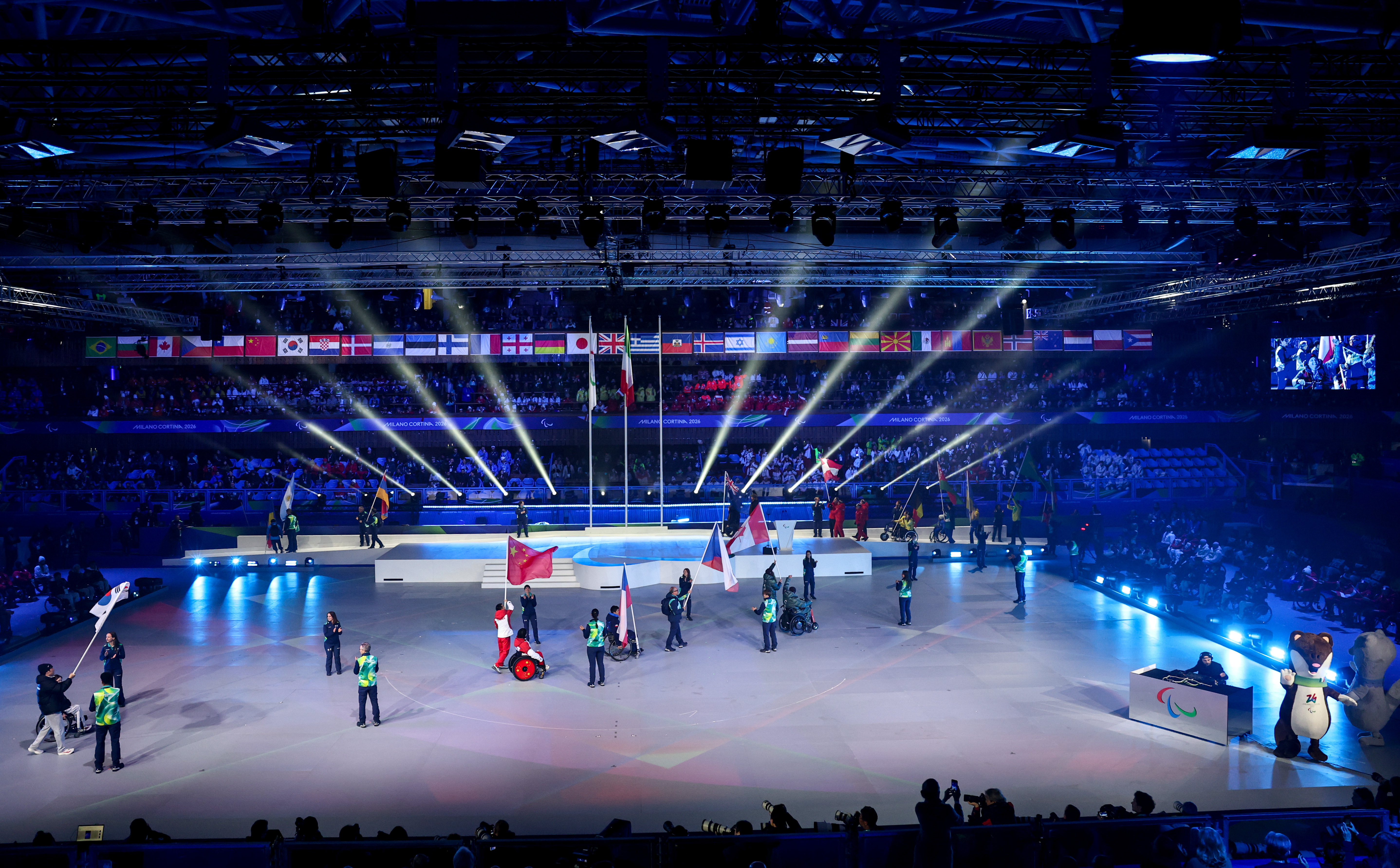 当地时间3月15日，2026年米兰-科尔蒂纳冬残奥会闭幕式在意大利科尔蒂纳丹佩佐