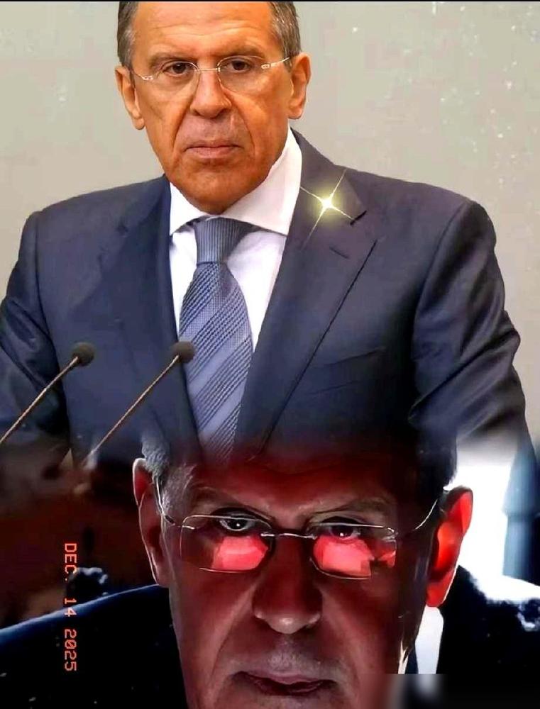 跟了自己十几年的贴身秘书，居然是个间谍。

最吓人的是，不是被什么高科技抓到的，