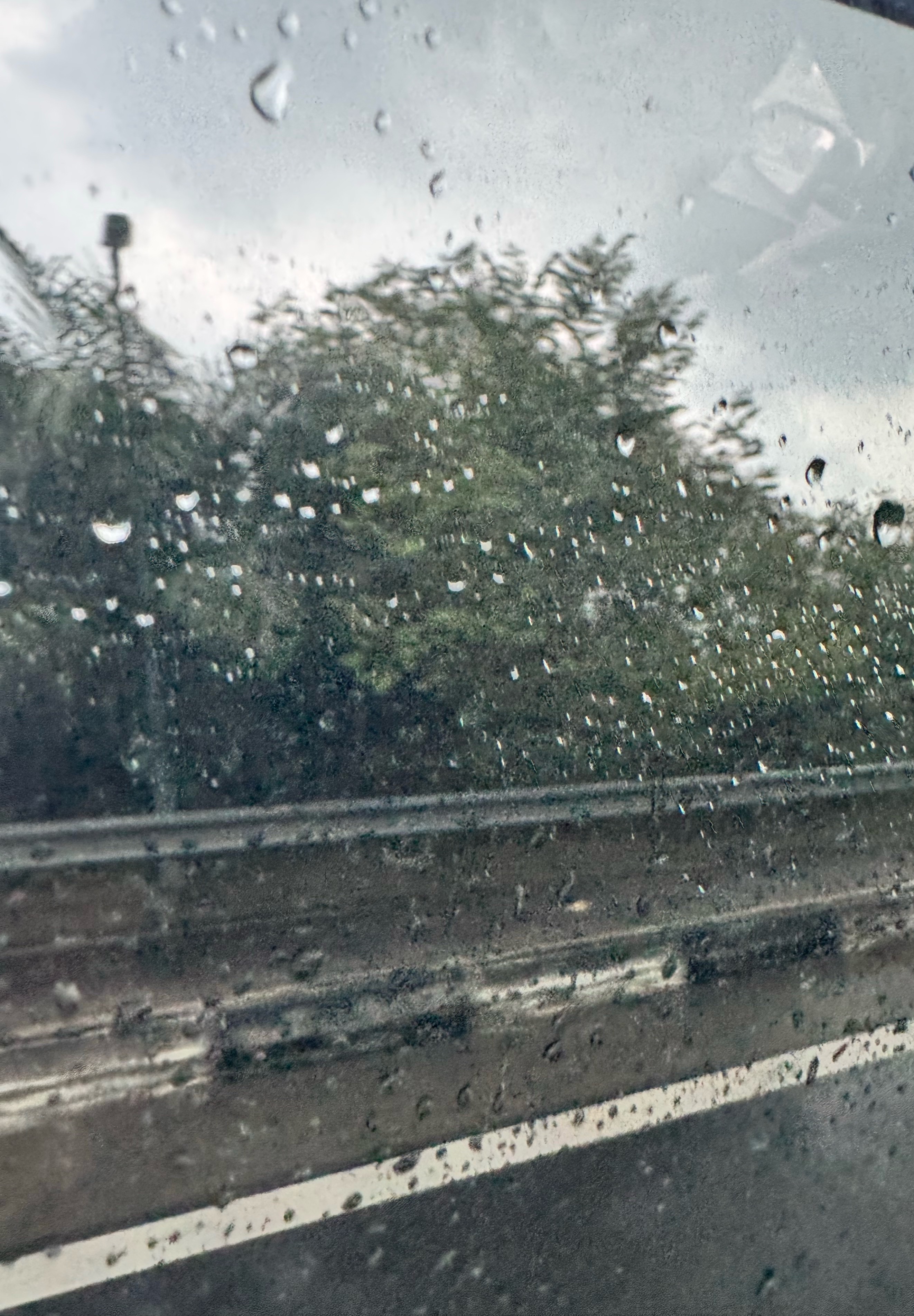 吉隆坡 一离开她就开始下大雨是谁的眼泪 
