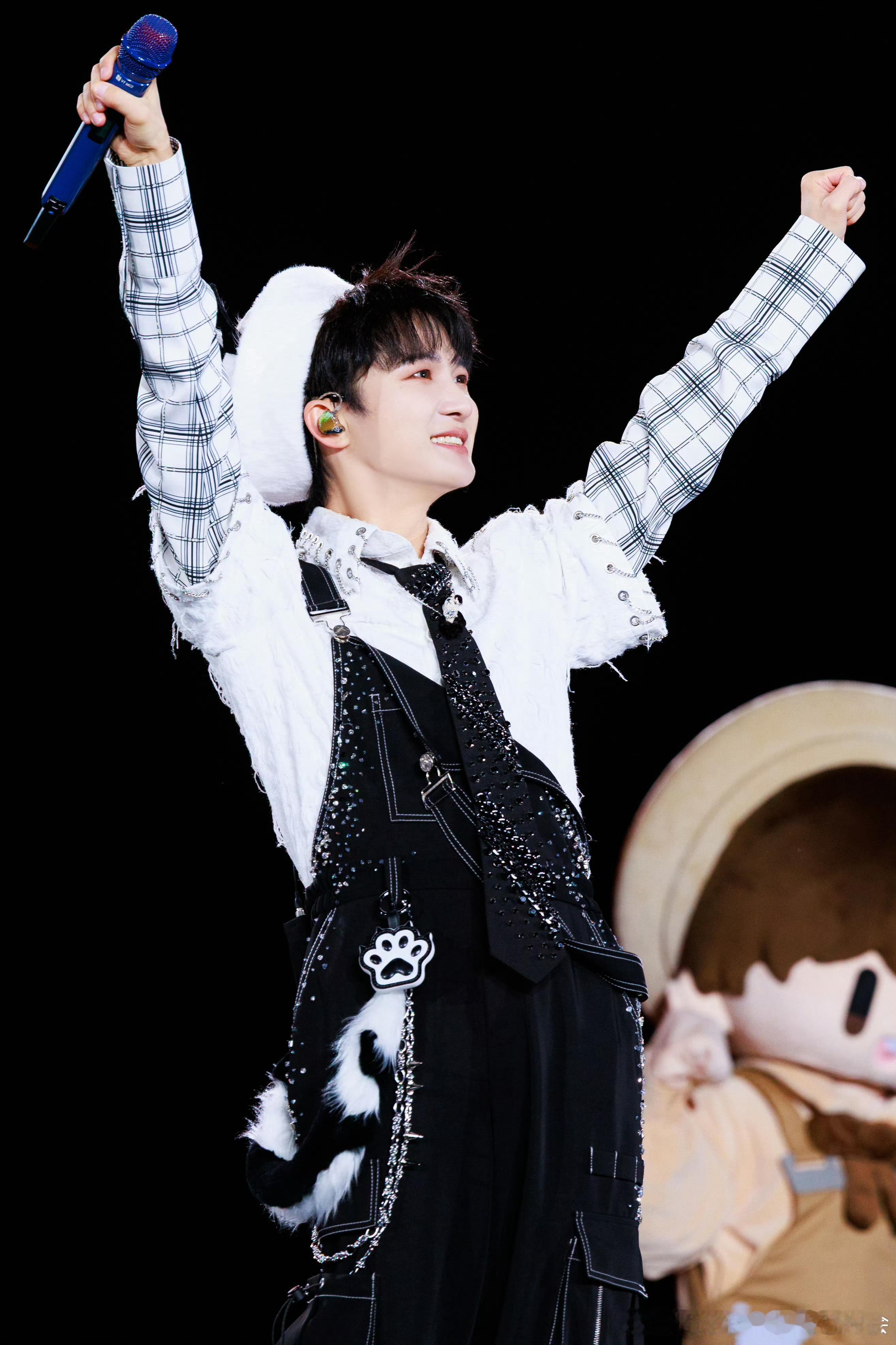 周深 周深2025深深的巡回演唱会[2026.01.22]🌟浙江卫视2026美