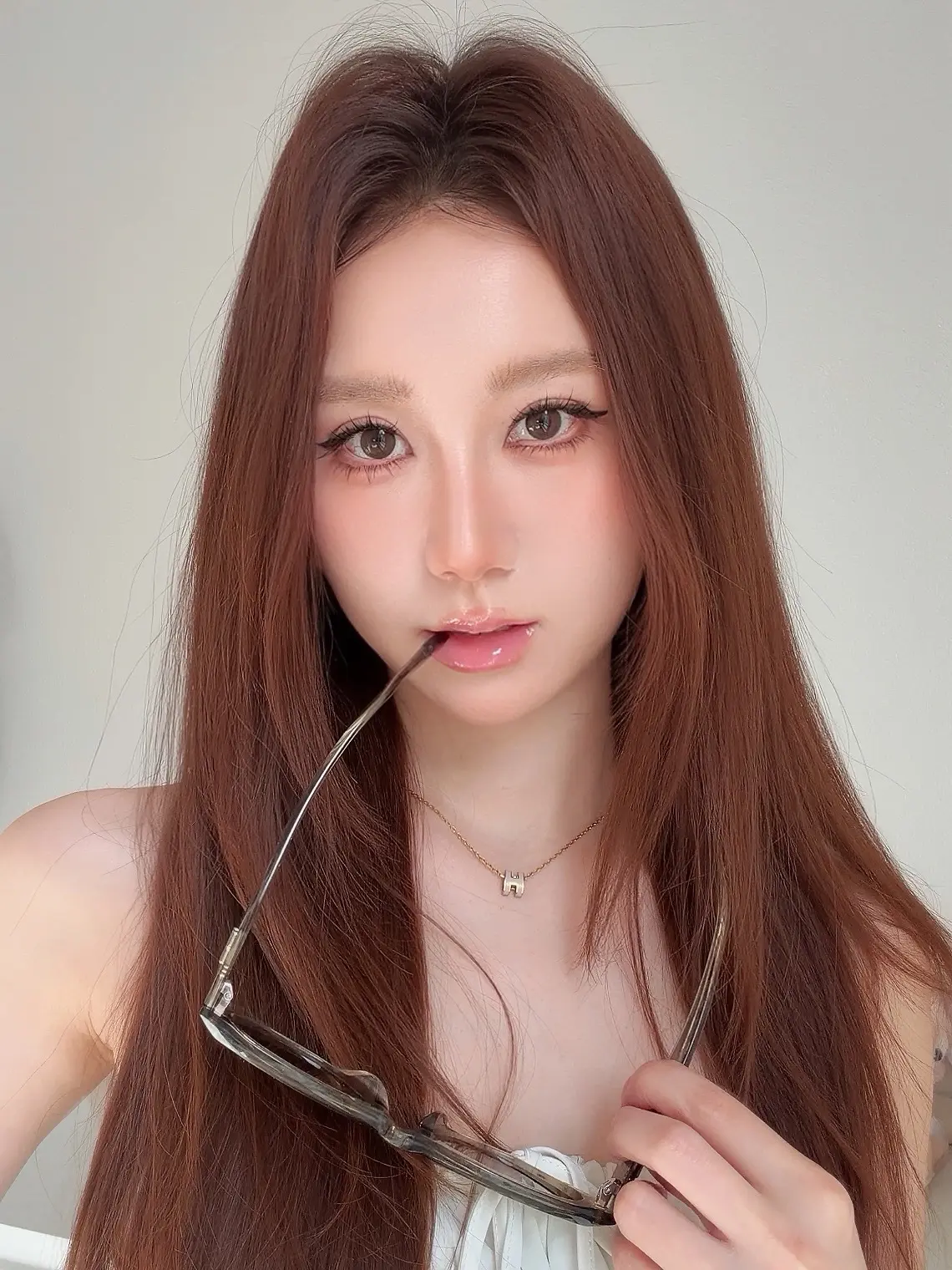 打扮、分享、表达，这就是生命力～美韩混血。妆教在主页✨