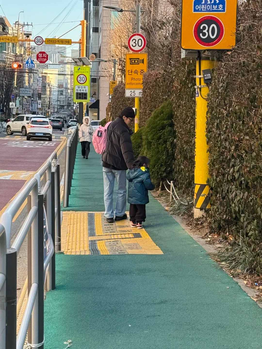 偶遇金钟大带娃 哇塞~超级奶爸上线~ 