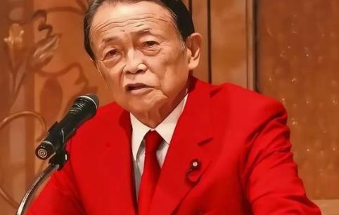 日本前首相麻生太郎嫌中日关系还不够乱，还继续在火上浇油，21号这天他放下了狠话，