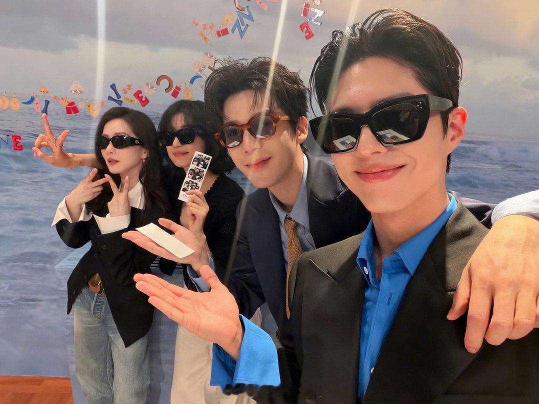 王安宇朴宝剑中韩哭妃世纪会面朴宝剑王安宇同时哭先哄谁谁懂啊！中韩哭妃终于碰面，林