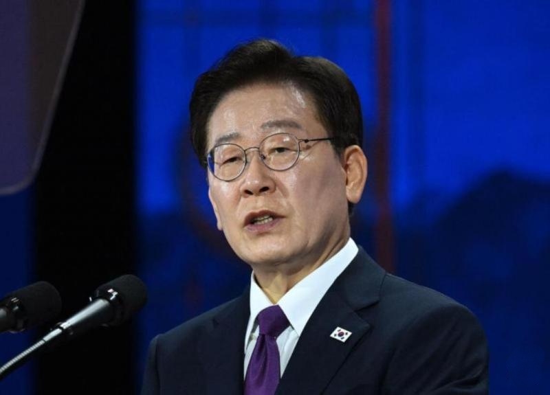 #韩国计划五年内登月#【韩国发布七大战略：五年登月、九年商用核反应堆…】#韩国计