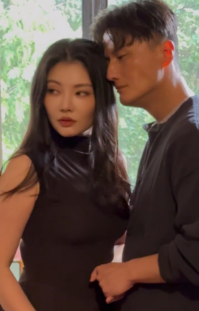 徐冬冬说尹子维的脖子像蜗牛 好久没看到这么猛的吐槽了，徐冬冬直接说尹子维脖子像蜗