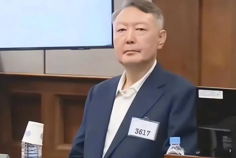 "青瓦台魔咒"再升级！尹锡悦被求判死刑，韩国宪政警钟长鸣
 
1月13日，韩国检