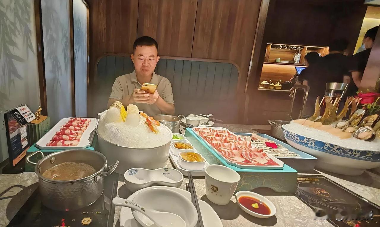 好久不见
和哥们在福州吃点