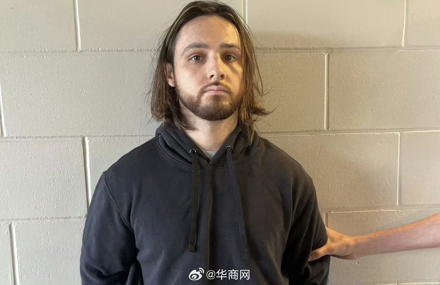 【#洛杉矶最严重火灾纵火嫌疑人被捕#】#洛杉矶纵火嫌疑人曾对AI吐露痴迷火灾#当