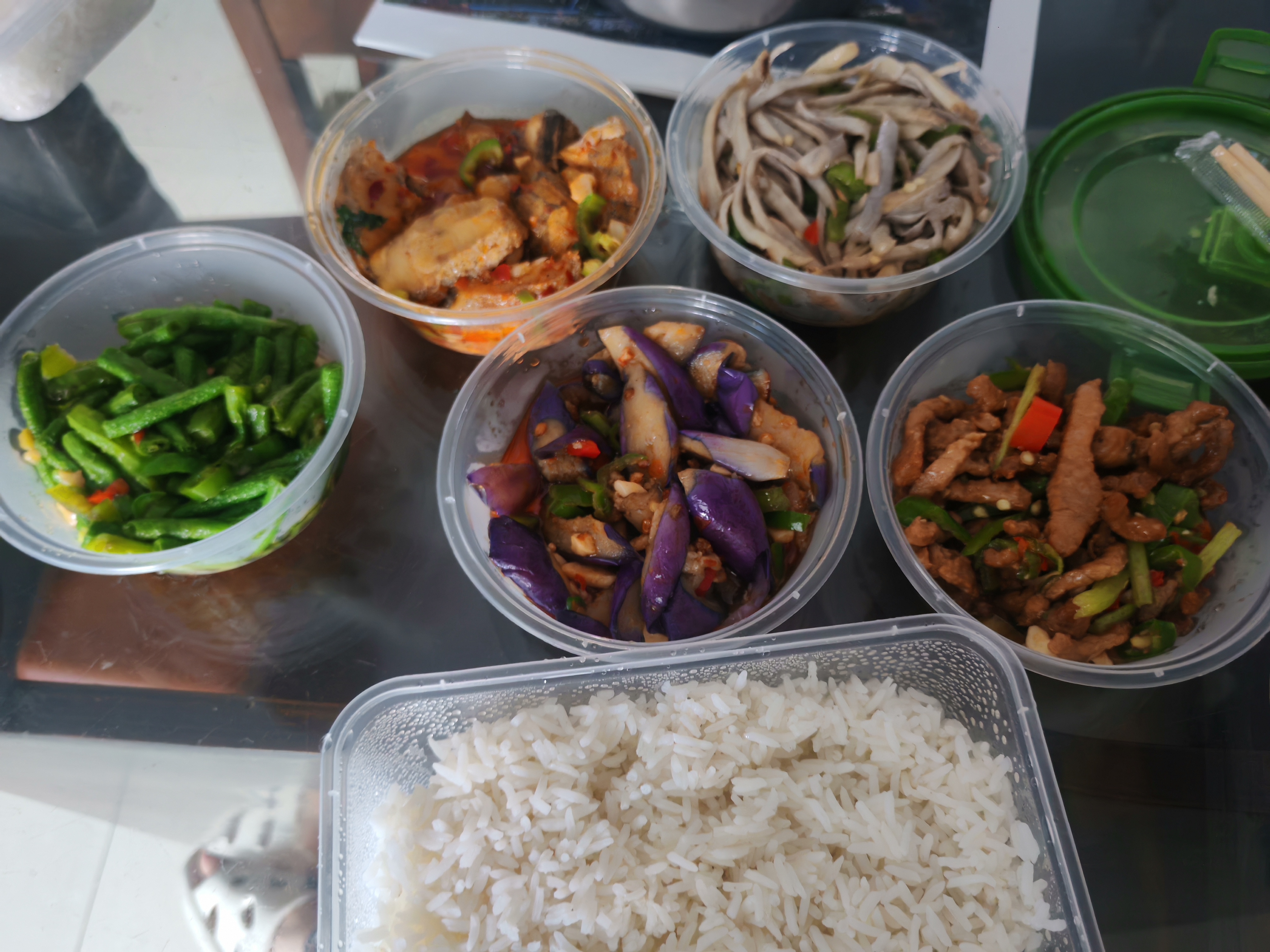 今天的伙食 