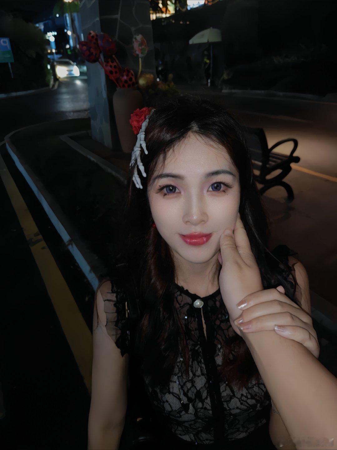 迟一点的万圣 ​​​