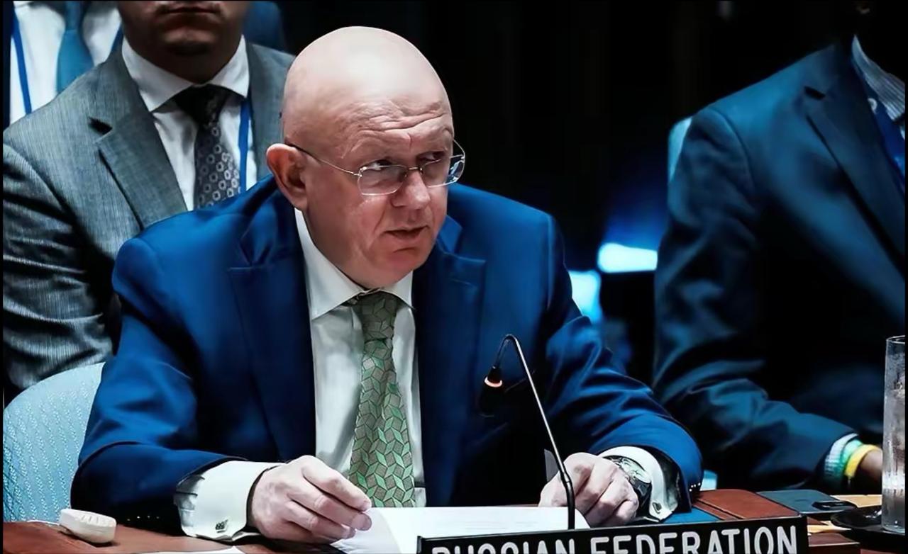 抢镜反噬！
乌借中东牟利，俄戳穿：和平是死路，战争才是活路。
 
联合国安理会交