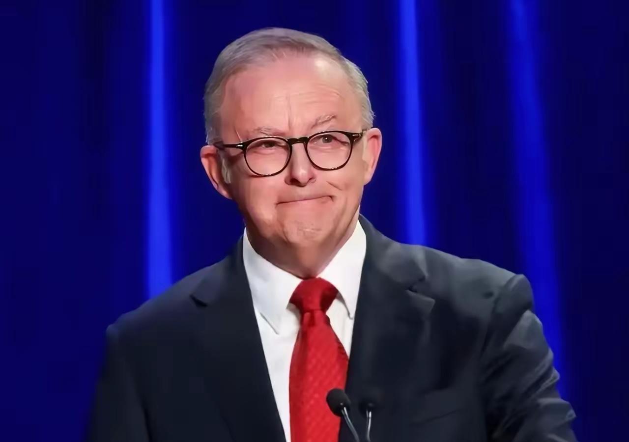 9000公里外传坏消息！为应对中国，两国签了协议：以后一国挨揍，另一国要帮忙！