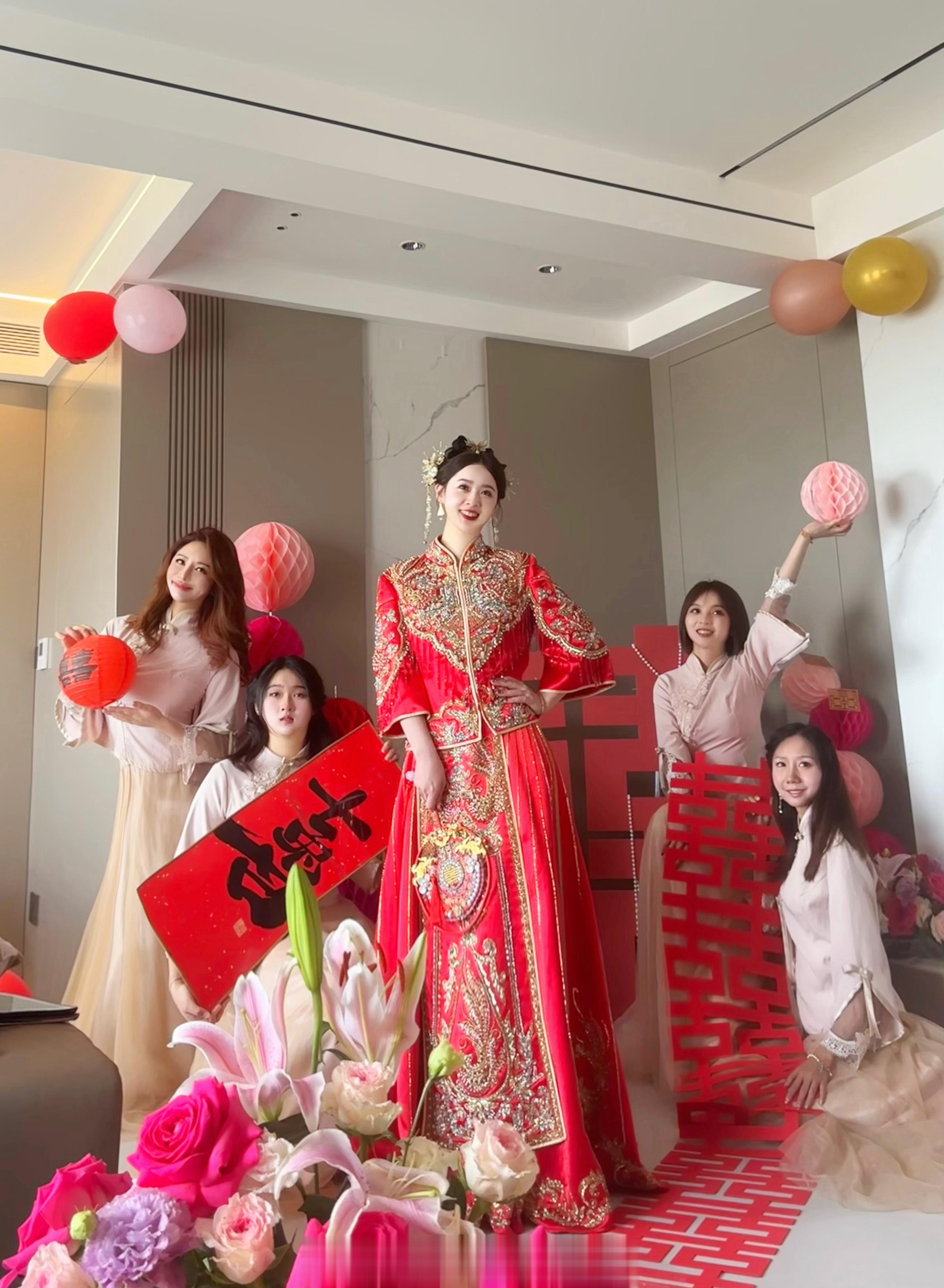 Happy wedding to my beloved girl👩🏼‍❤️‍