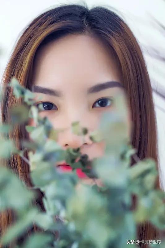 女人最重要的是美貌还是人品？这问题就像在问蛋糕好吃还是披萨好吃，各有各的受众。