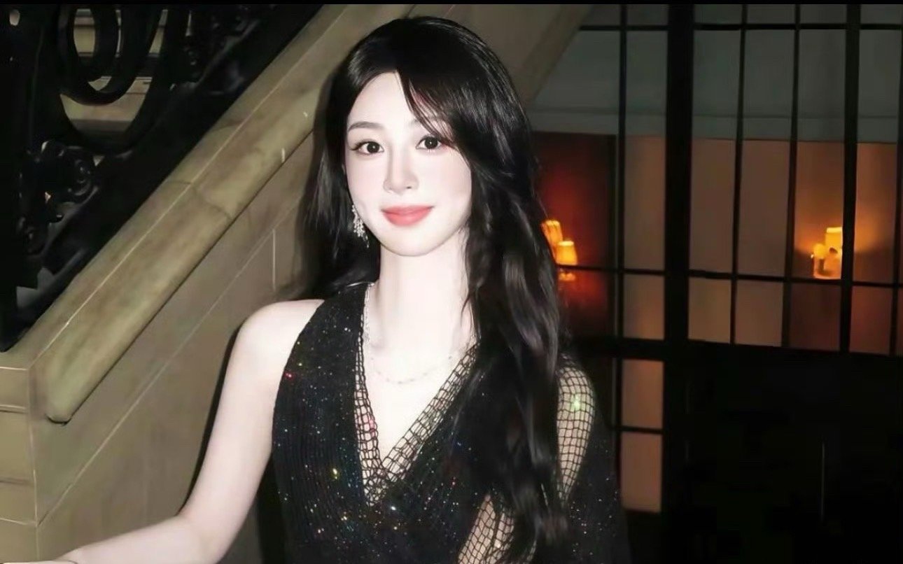 这算杨紫神图了吧，以前被妆造耽误了，换了后一整个脱胎换骨 ​​​